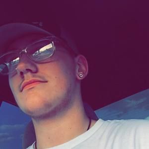 Meet your Posher, Logan